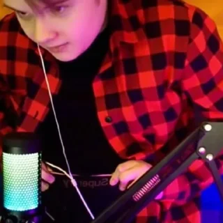 😏
