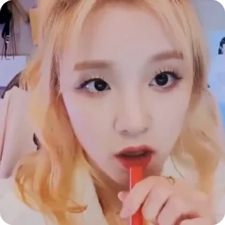 ⚡