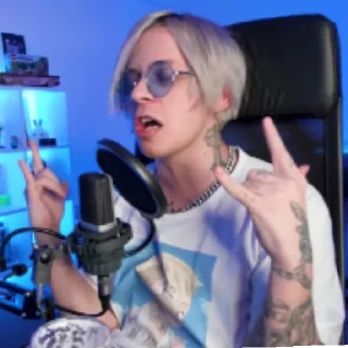 👨‍🎤