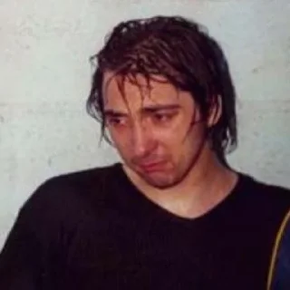 😭