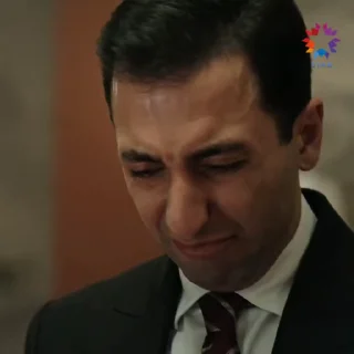 😭