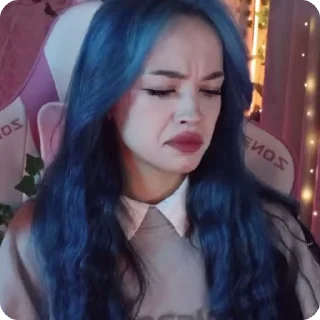 😡