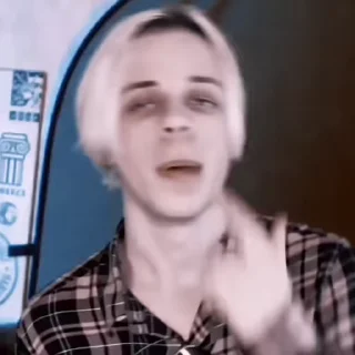 🎥