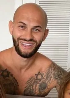 😀
