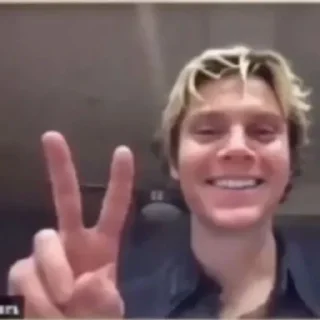 ✌️