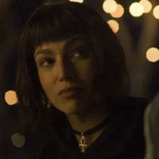 😐