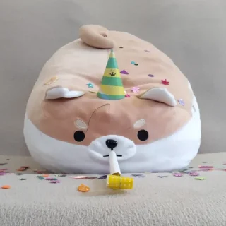 🥳