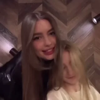 🤠