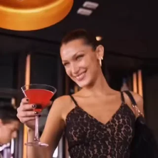 🍸