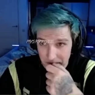 👁️