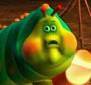 😨