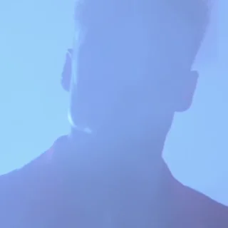 👹