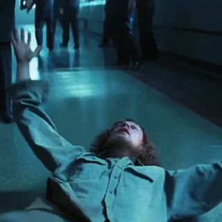 😴