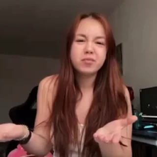 😠