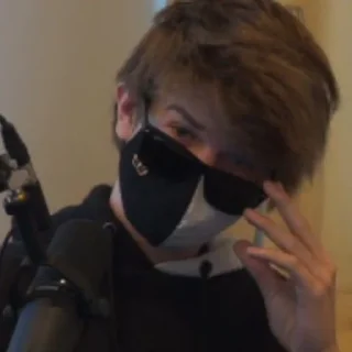 😎