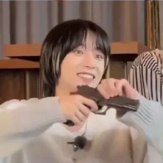 😏
