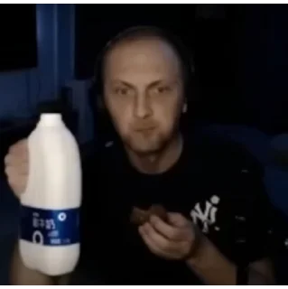 😱