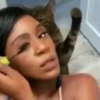 😈