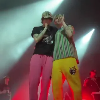 🫂
