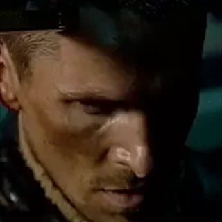 😐
