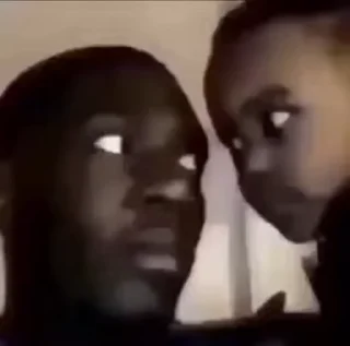 👀