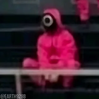 😐