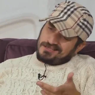 😐