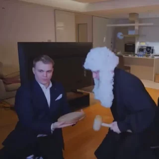 👨‍⚖️
