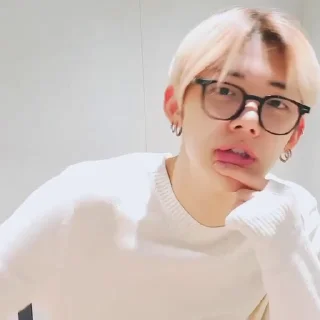 ✷ . . yeonjun — @foreststickers :: @fStikBot