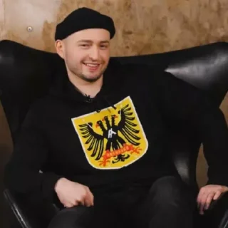 😄