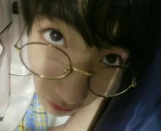 😳