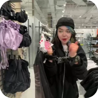 🫥