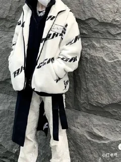 💋