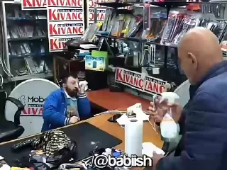 😂