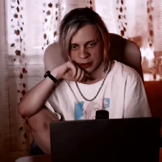 🎥