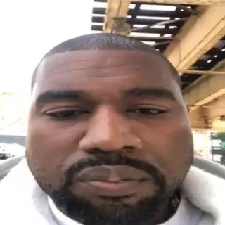 🤨