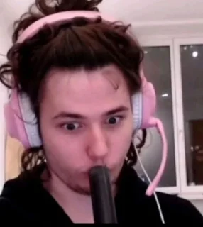 🤭