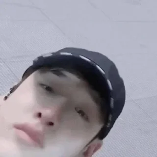 😞