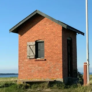 🏪