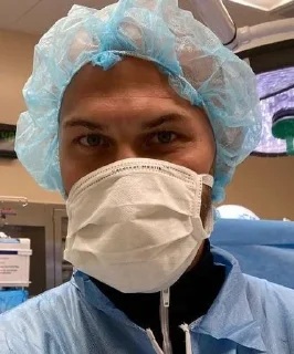 👨‍⚕️