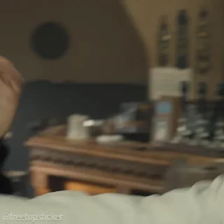 😡