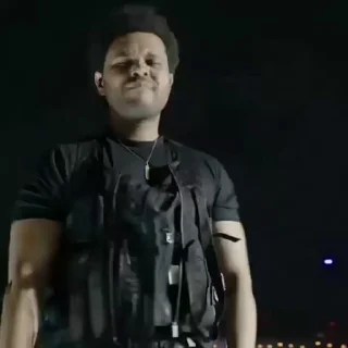 🕺