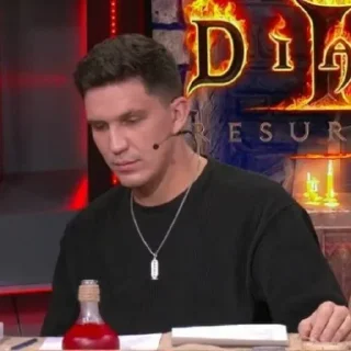 😐