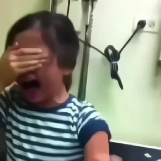 😭