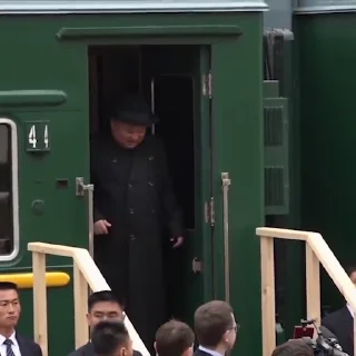 🚆