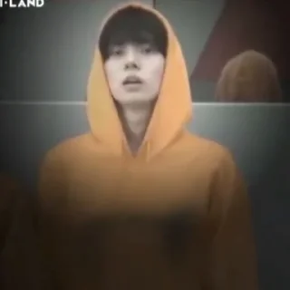 😧