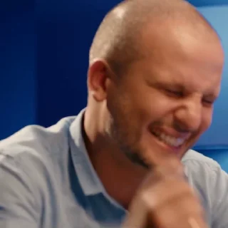 😂