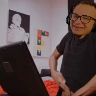 💻