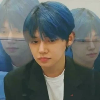 😔