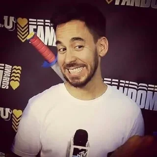 😁